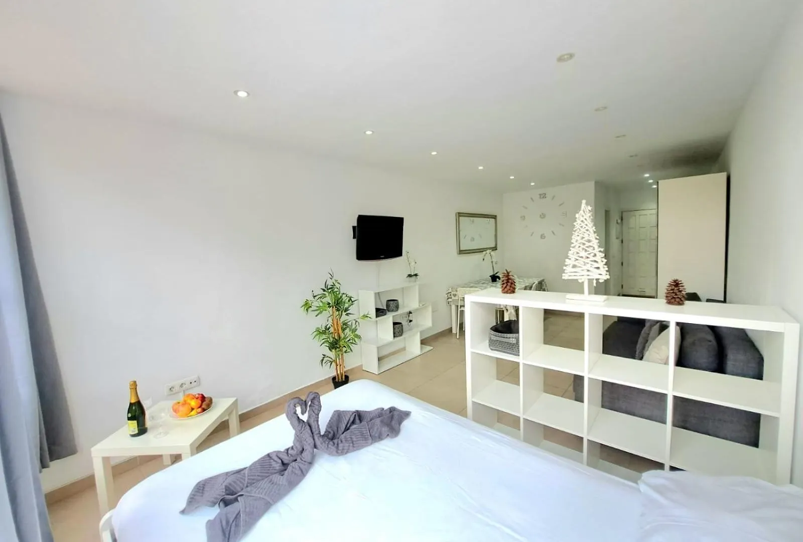 Studio In Los Cristianos Front Of The Beach With Pool And Wifi Arona  Apartament Arona (Tenerife)